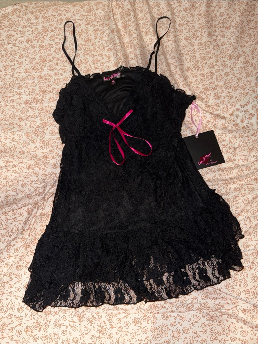 Betsy Johnson lace cami babydoll style XL